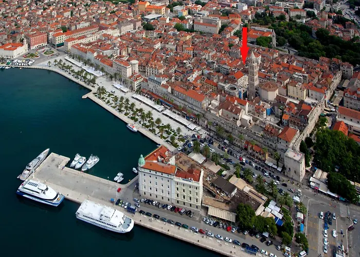 Palace Luxury Gasthuis Split