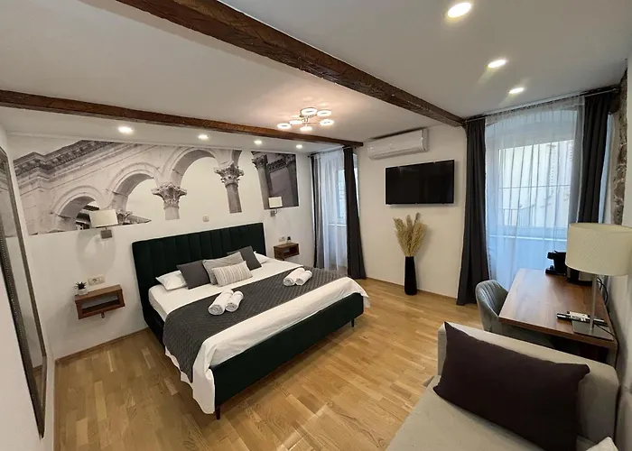 Palace Luxury 4* Split