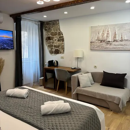 Palace Luxury Guest house Split