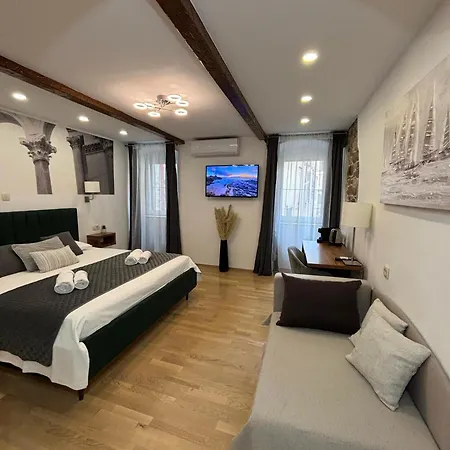 Guest house Palace Luxury