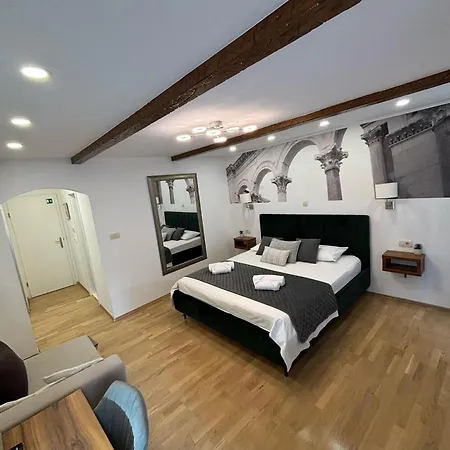 Palace Luxury