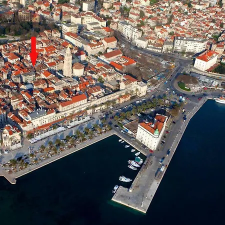 招待所 Palace Luxury